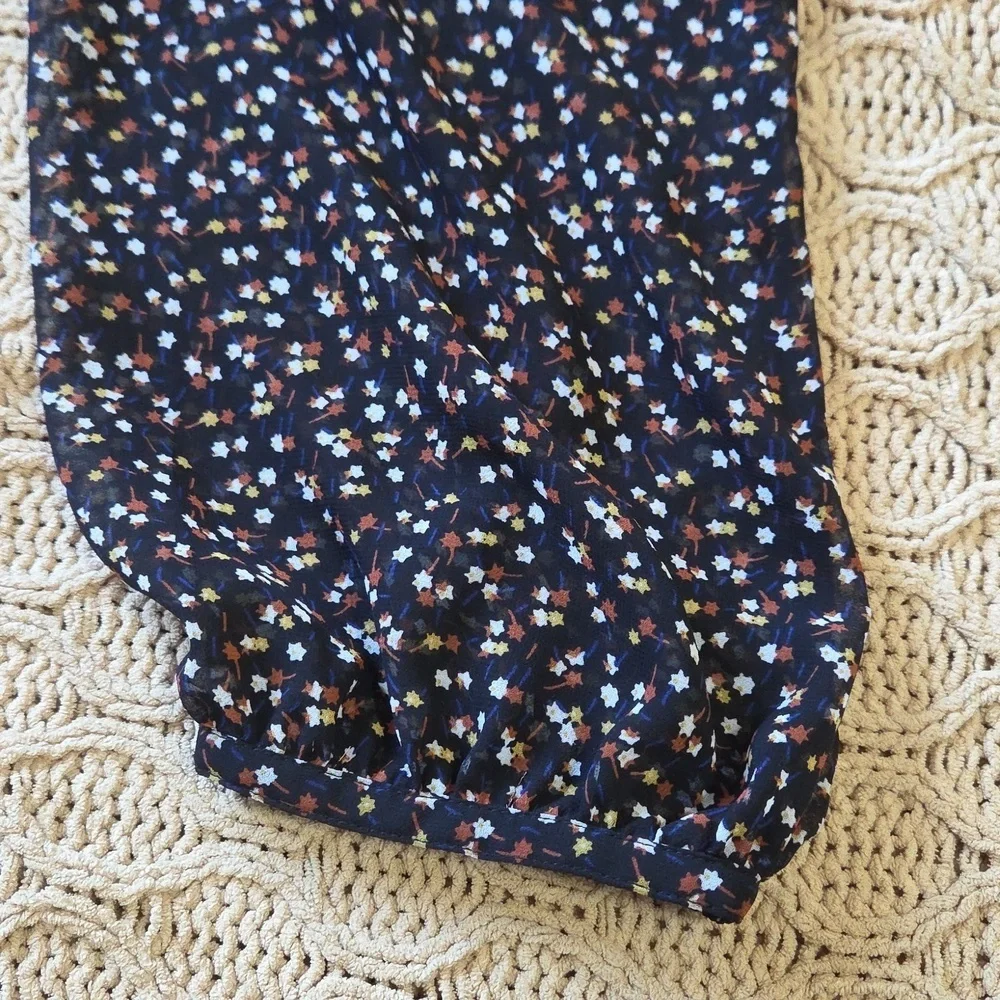 Madewell Black Ditsy Floral Georgette Mockneck Ruffle-Yoke Blouse - Size XXL